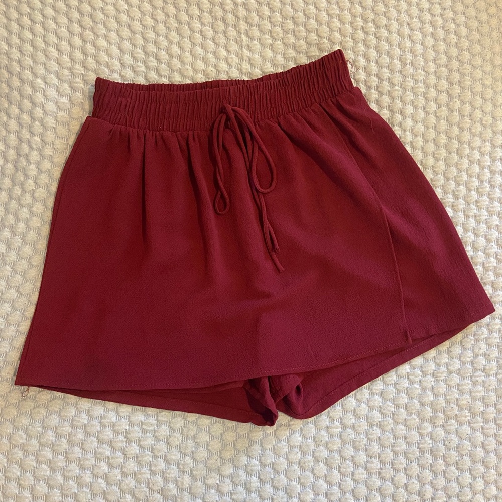 Tyche skort